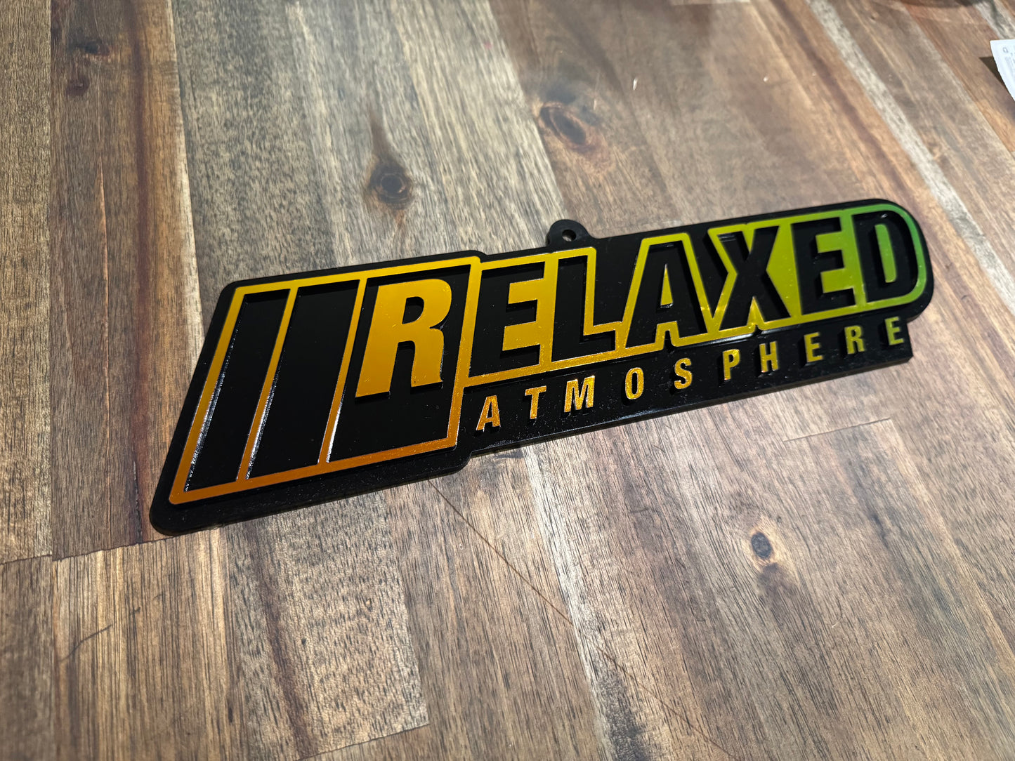 RELAXED ATMOSPHERE ACRYLIC CHAIN PENDANT