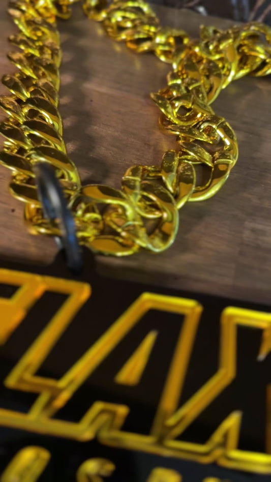 RELAXED ATMOSPHERE ACRYLIC CHAIN PENDANT